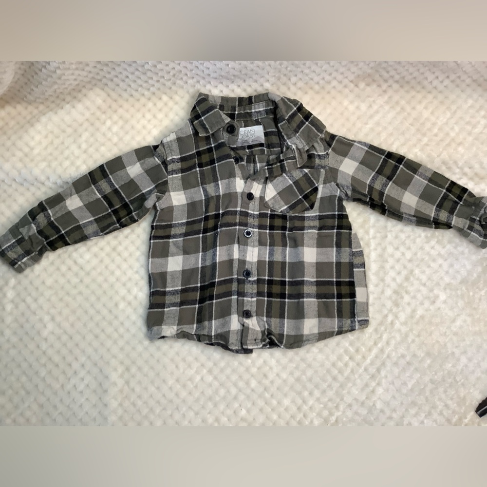 Ocean Coast Green and Gray Plaid Button Down Shirt with Long Sleeves 2T